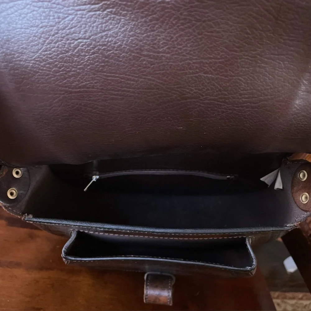 Vintage Leather Western Tooled Crossbody Saddle Bag - Picture 9 of 9